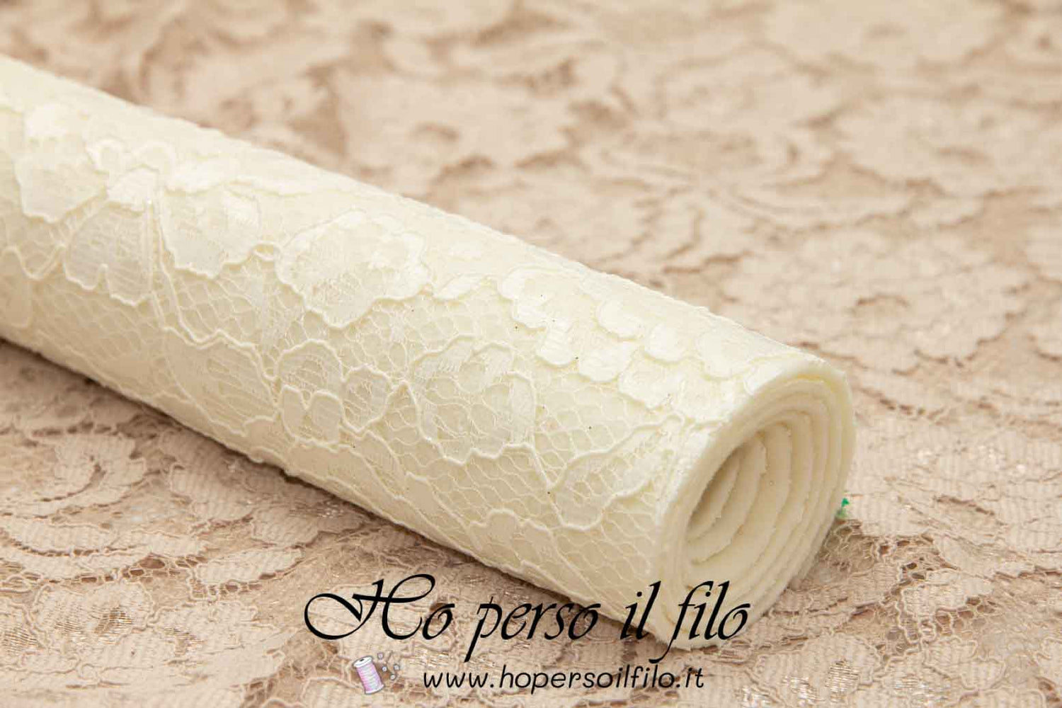 Feltro di lana 2 mm accoppiato con pizzo glitter 50x75 cm